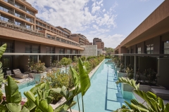 Lagoon-Pool